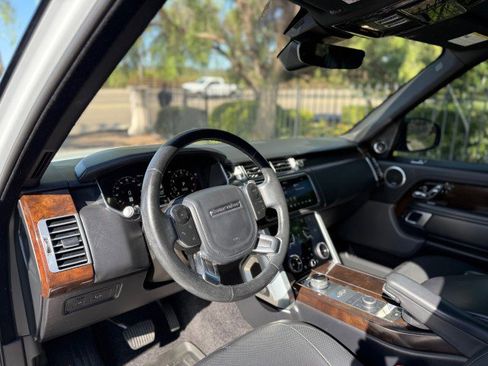 Used 2020 Land Rover Range Rover Long Wheelbase HSE image 10