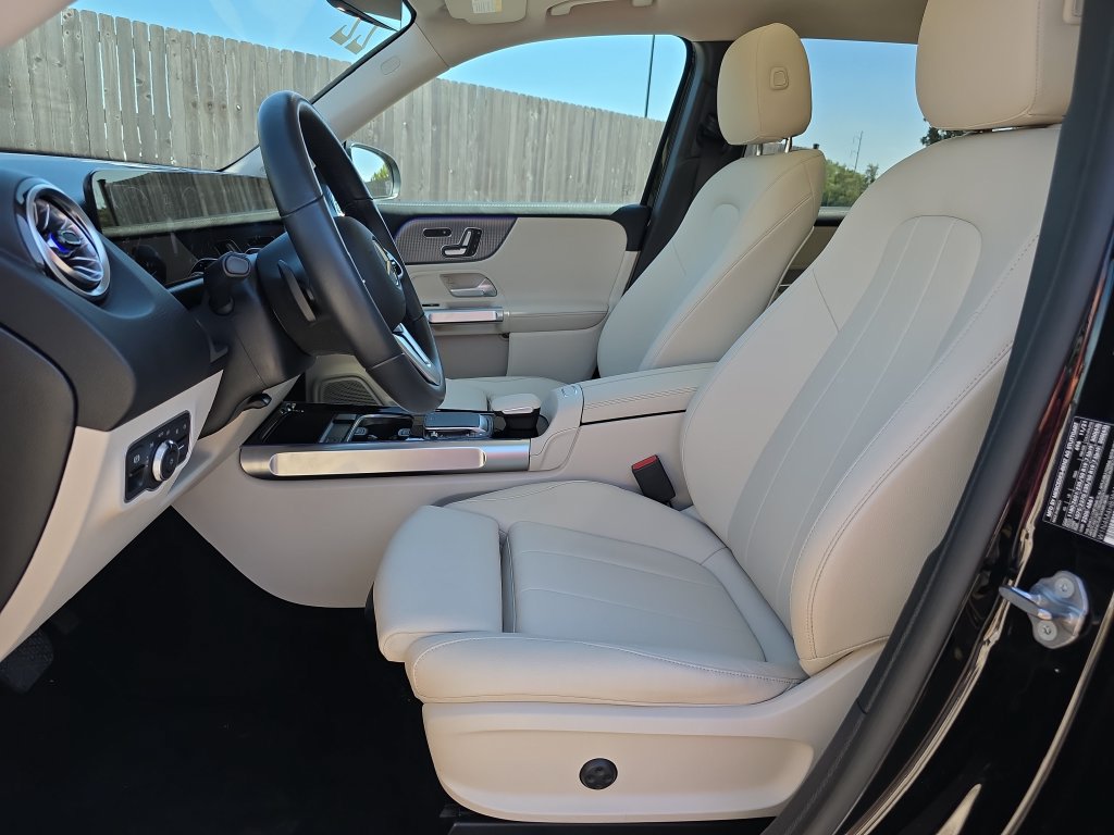 Certified 2022 Mercedes-Benz GLB 250 4MATIC image 10