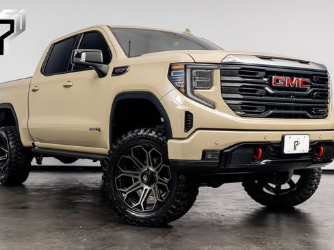 Used 2022 GMC Sierra 1500 AT4 w/ AT4 Premium Package AWD/4WD image 1