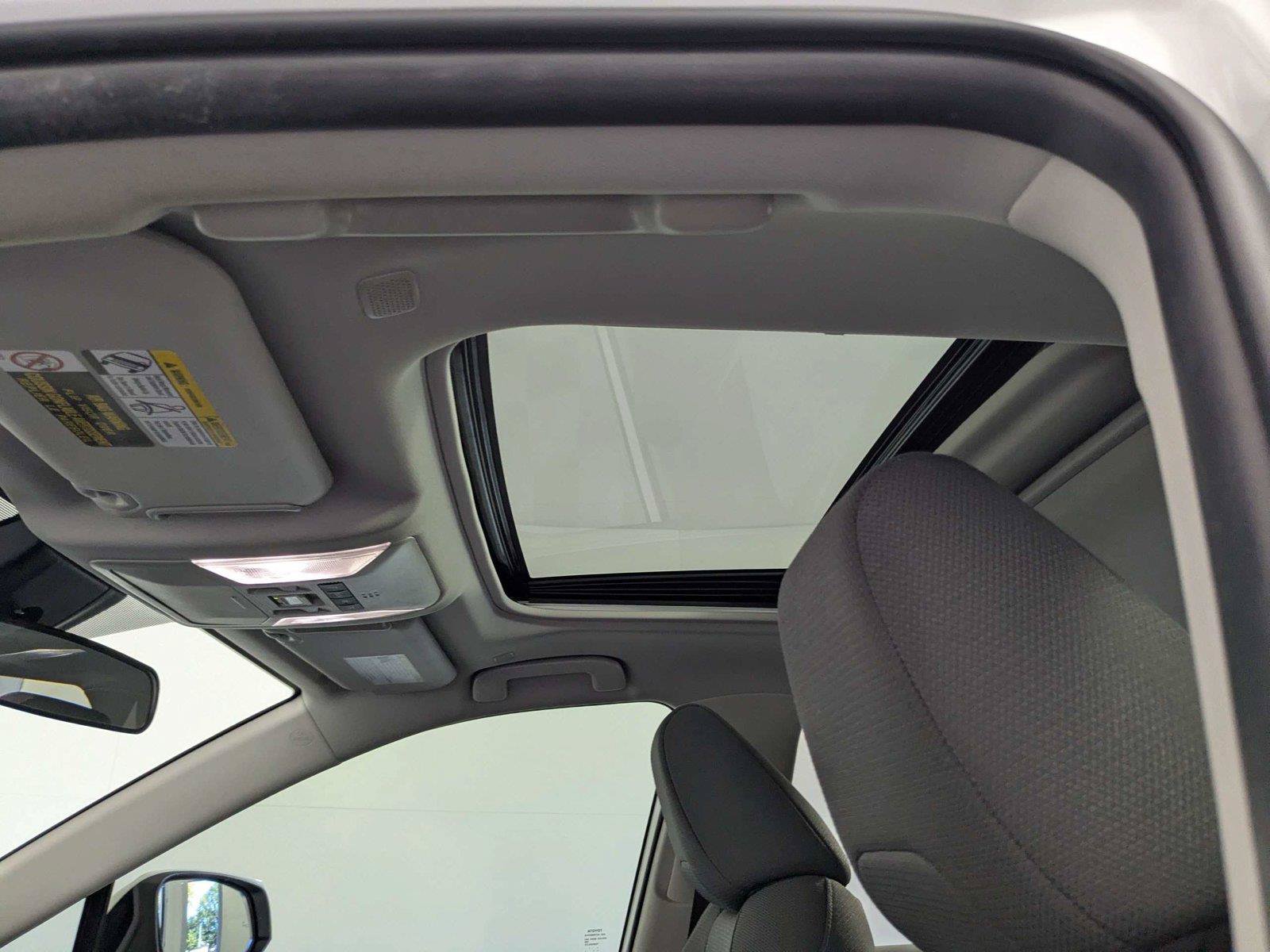 Certified 2025 Toyota RAV4 XLE w/ Convenience Package FWD image 15