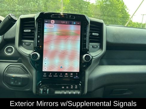 New 2025 RAM 2500 Tradesman image 34