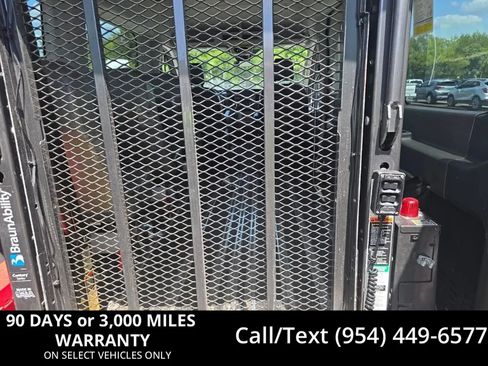 Used 2020 Ford Transit 150 XL RWD image 1