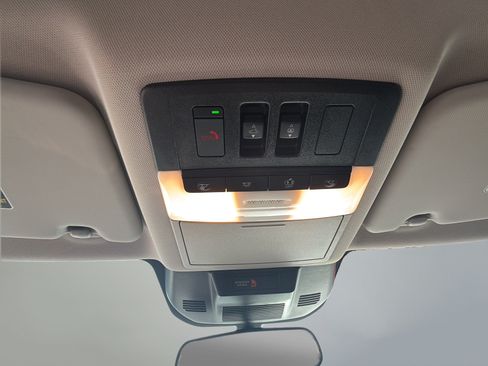 Used 2021 Nissan Rogue SV w/ Premium Package FWD image 28