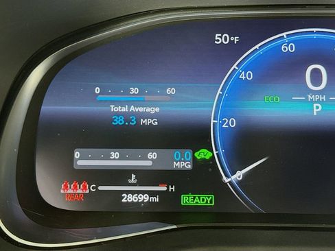 Certified 2023 Toyota Venza Limited image 16