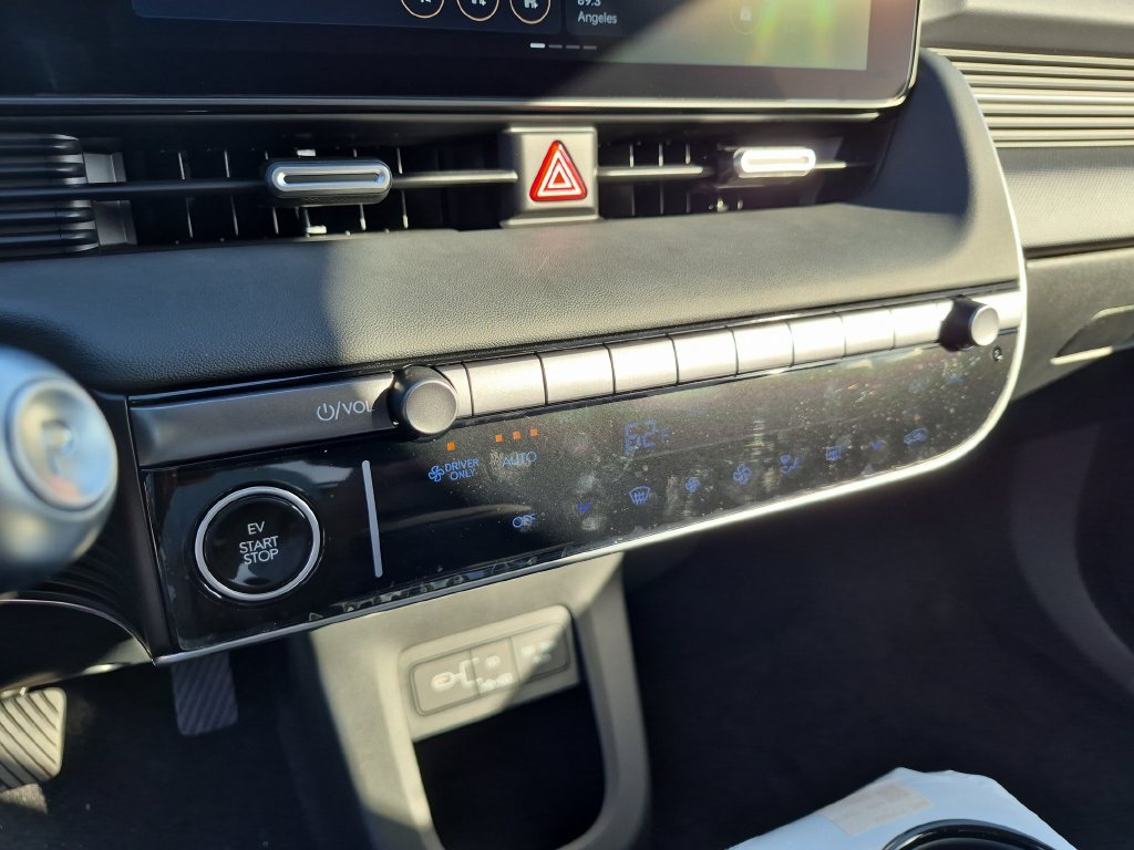 New 2027 Hyundai Ioniq 5 SEL RWD image 21