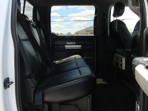 Used 2018 Ford F250 Lariat w/ Chrome Package AWD/4WD image 12