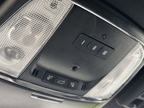 Used 2021 Jeep Grand Cherokee Laredo w/ Security & Convenience Group image 11