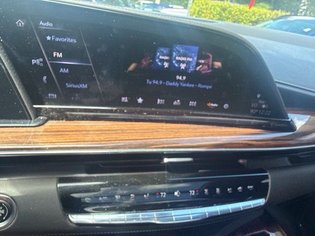 Used 2023 Cadillac Escalade ESV Premium Luxury AWD/4WD image 15