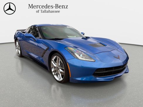 Used 2019 Chevrolet Corvette Stingray Coupe w/ Carbon Flash Badge Package RWD image 3