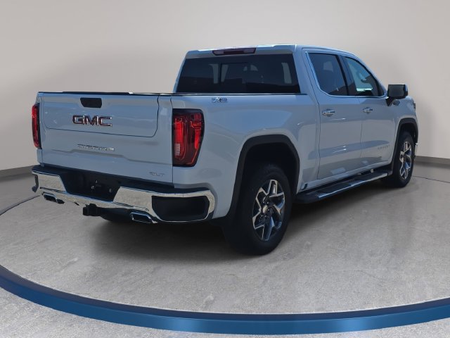 Used 2026 GMC Sierra 1500 SLT w/ SLT Convenience Package AWD/4WD image 5