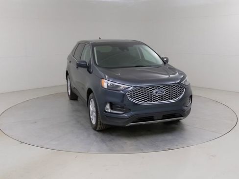 Certified 2024 Ford Edge SEL w/ Convenience Package image 11