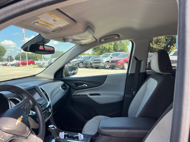 Used 2020 Chevrolet Equinox LS w/ LS Convenience Package FWD image 13