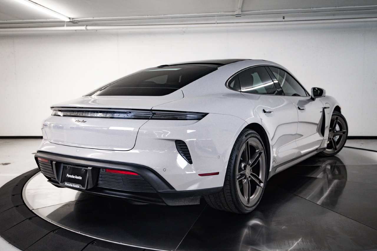 Certified 2025 Porsche Taycan Turbo AWD/4WD image 7