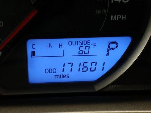 Used 2014 Toyota RAV4 LE image 14