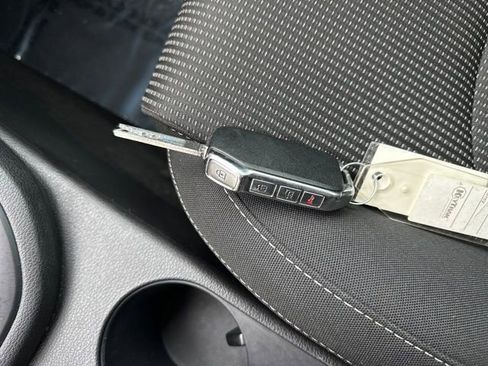 Certified 2020 Kia Forte LXS image 28