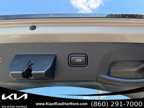 New 2027 Kia Sportage SX Prestige AWD/4WD image 17