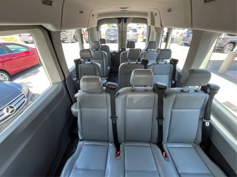 Used 2017 Ford Transit 350 XL RWD image 26