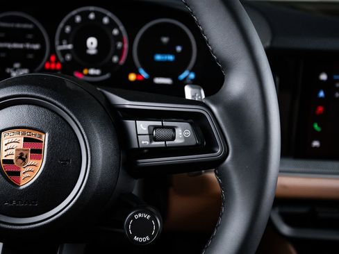 New 2026 Porsche Cayenne AWD/4WD image 16