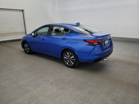 Used 2022 Nissan Versa SV FWD image 5