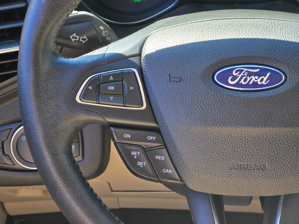 Used 2019 Ford Escape SEL FWD image 15