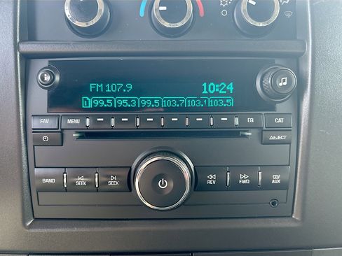 Used 2020 Chevrolet Express 2500 w/ Driver Convenience Package image 17