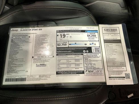 New 2025 Jeep Gladiator Sport image 40