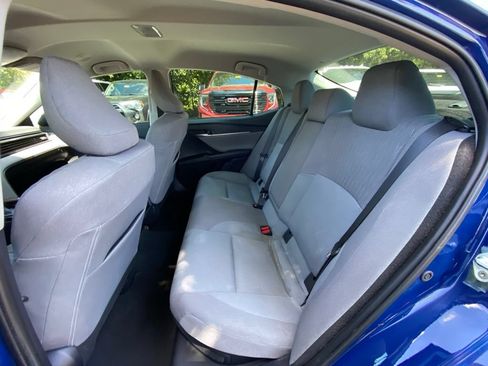 Used 2025 Toyota Camry LE w/ Convenience Package FWD image 31