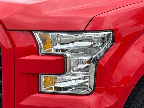 Used 2017 Ford F150 XL w/ Equipment Group 101A Mid RWD image 4