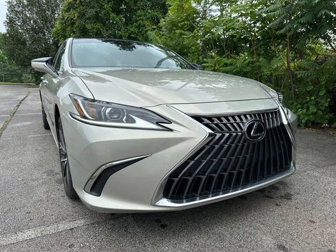 Used 2022 Lexus ES 350 w/ Premium Package FWD image 1