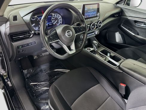 Used 2023 Nissan Sentra SR w/ Midnight Edition Package FWD image 23