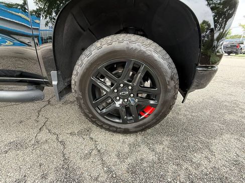 Used 2025 Chevrolet Silverado 1500 RST w/ Redline Edition AWD/4WD image 38