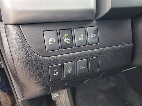 Used 2015 Toyota Highlander Limited Platinum image 18