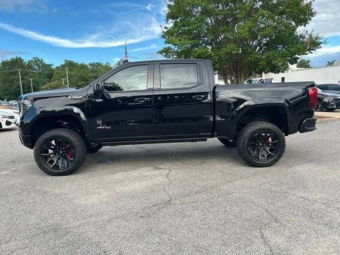 New 2025 GMC Sierra 1500 AT4 w/ AT4 Premium Package image 3