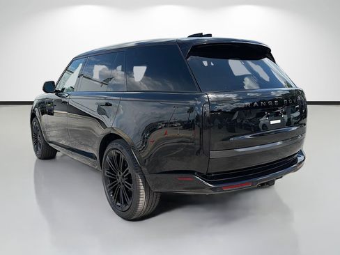 New 2026 Land Rover Range Rover Long Wheelbase Autobiography AWD/4WD image 3