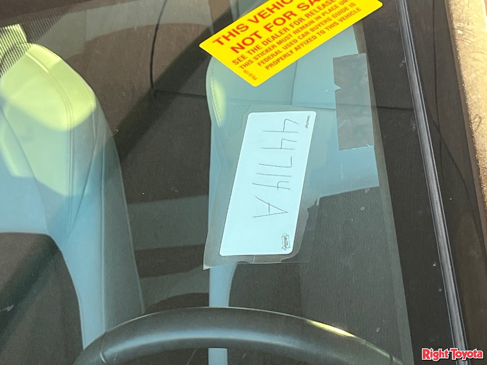 Used 2024 Toyota Corolla XSE FWD image 11