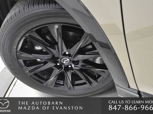 Certified 2025 MAZDA CX-5 Carbon Edition image 33