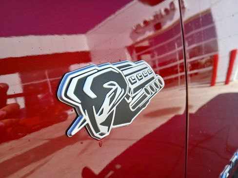 New 2026 RAM 1500 4x4 Crew Cab image 35