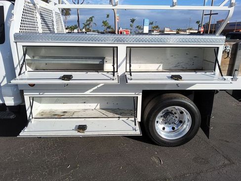 Certified 2023 Ford F550 XL image 16