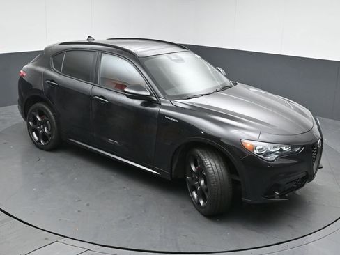 New 2026 Alfa Romeo Stelvio Sprint w/ Convenience Package image 38