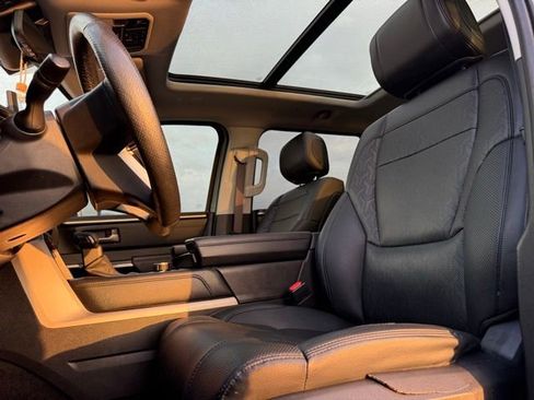 Used 2022 Toyota Tundra Limited w/ TRD Off-Road Package image 15