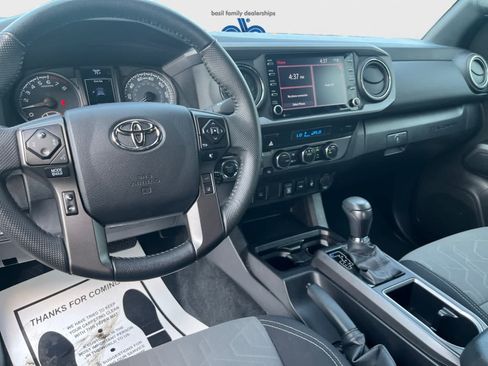 Used 2023 Toyota Tacoma TRD Sport AWD/4WD image 14