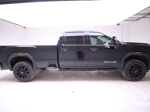 Used 2024 GMC Sierra 3500 AT4 w/ AT4 Premium Plus Package image 6