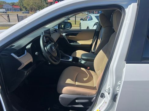 New 2025 Toyota RAV4 LE image 11