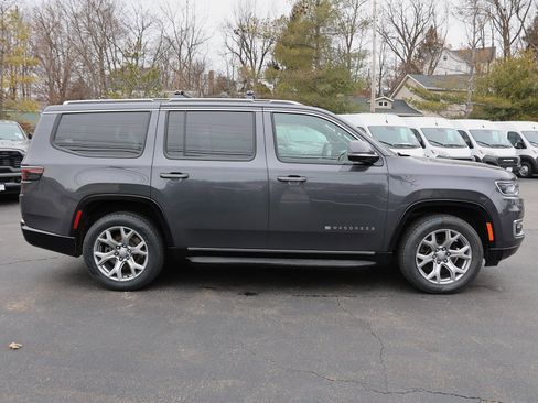 Used 2022 Jeep Wagoneer Series I w/ Premium Group I image 8