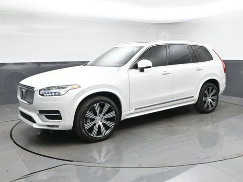 Used 2024 Volvo XC90 B6 Plus w/ Protection Package Premier AWD/4WD image 4