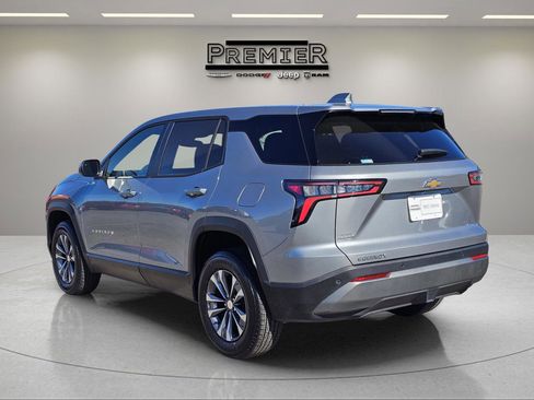 Used 2025 Chevrolet Equinox LT image 12