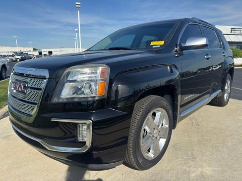 Used 2017 GMC Terrain Denali FWD image 3