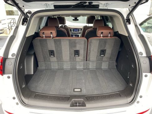 Used 2020 Buick Enclave Avenir w/ Avenir Technology Package image 25