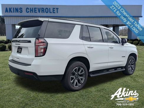 Used 2023 Chevrolet Tahoe Z71 w/ Luxury Package AWD/4WD image 4