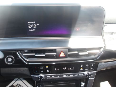 Used 2024 Kia Seltos S AWD/4WD image 18